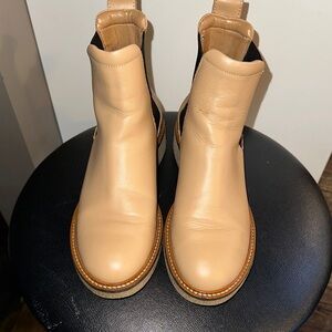 Everlane Chelsea Boots with Tan Rubber Sole